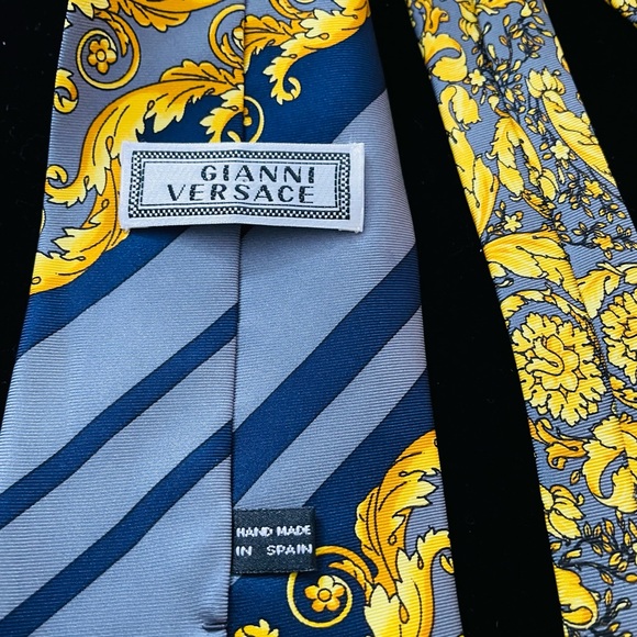 Gianni Versace Tie - Made in Spain - Picture 5 of 6